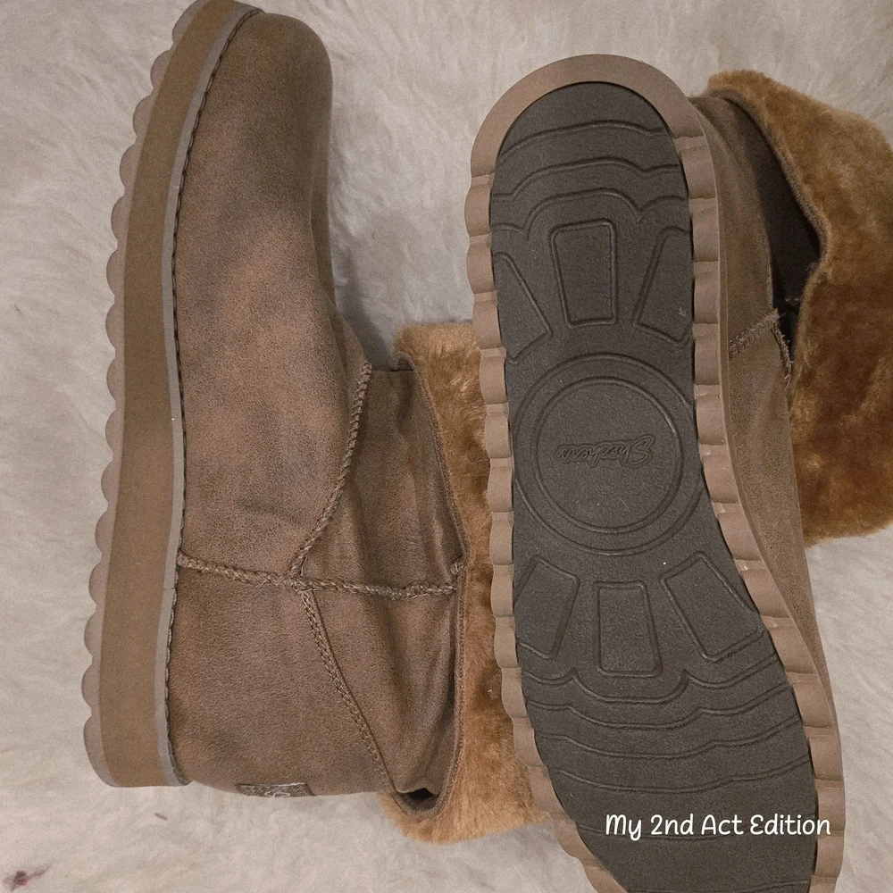 Skechers Chestnut Tan Faux Fur Lined Winter Boots Button Detail Size 10 - Picture 4 of 10